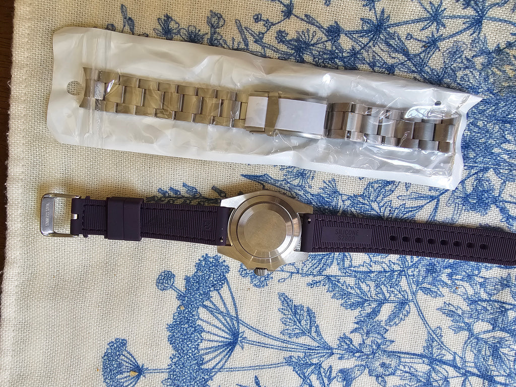 Mechanical Watch. Full Titanium. NH35A movement. Black&purple carbon dial with C3 lume. 200m Water Resistant.